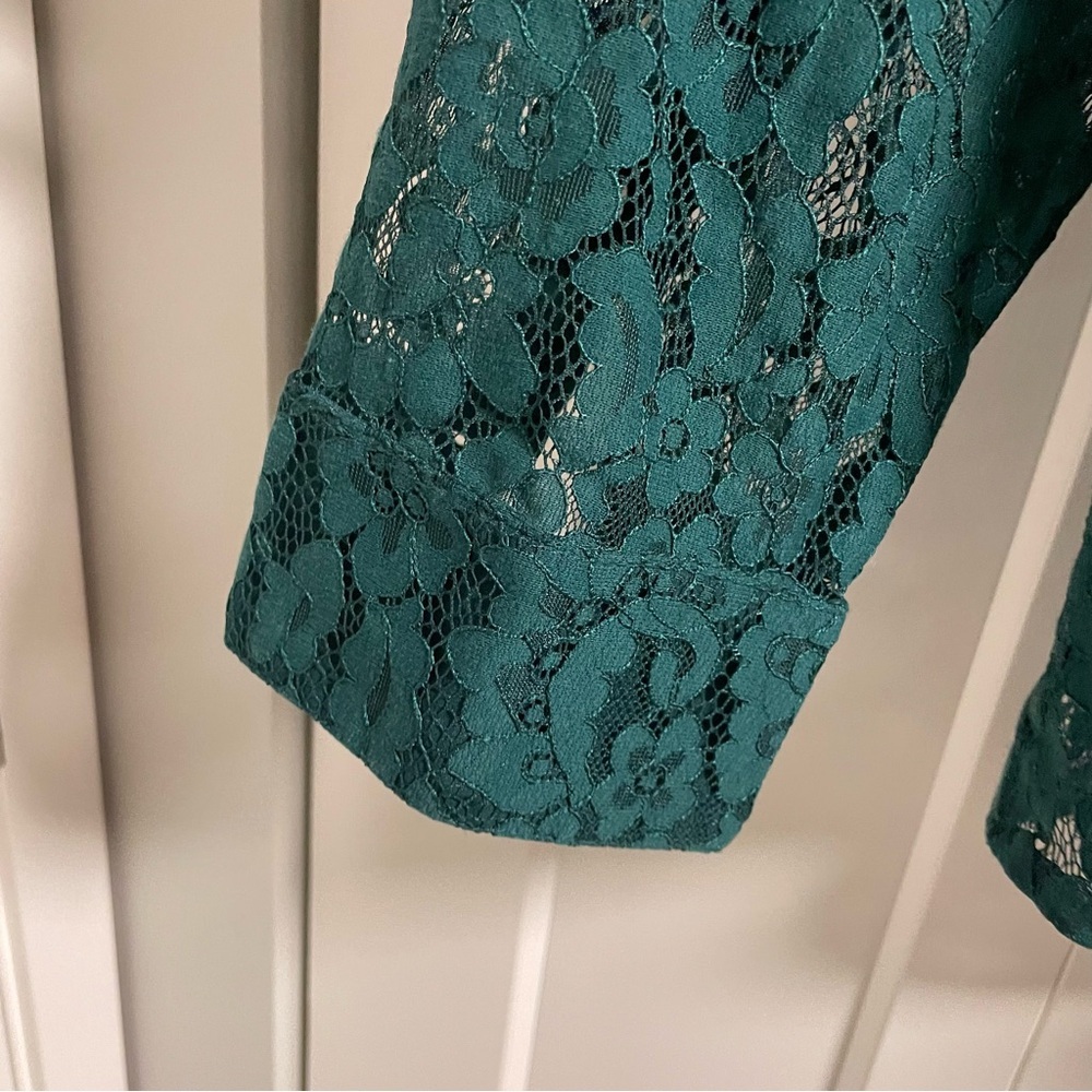 Torrid Madison Lace Button Down Blouse Shirt Green Plus Size 4 4X - Picture 7 of 9